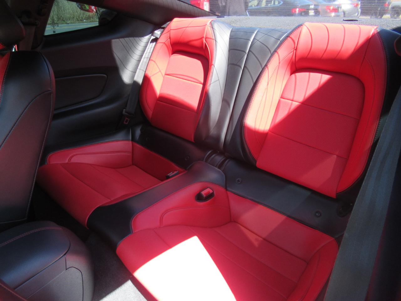 Ford Mustang EcoBoost Coupe 2019