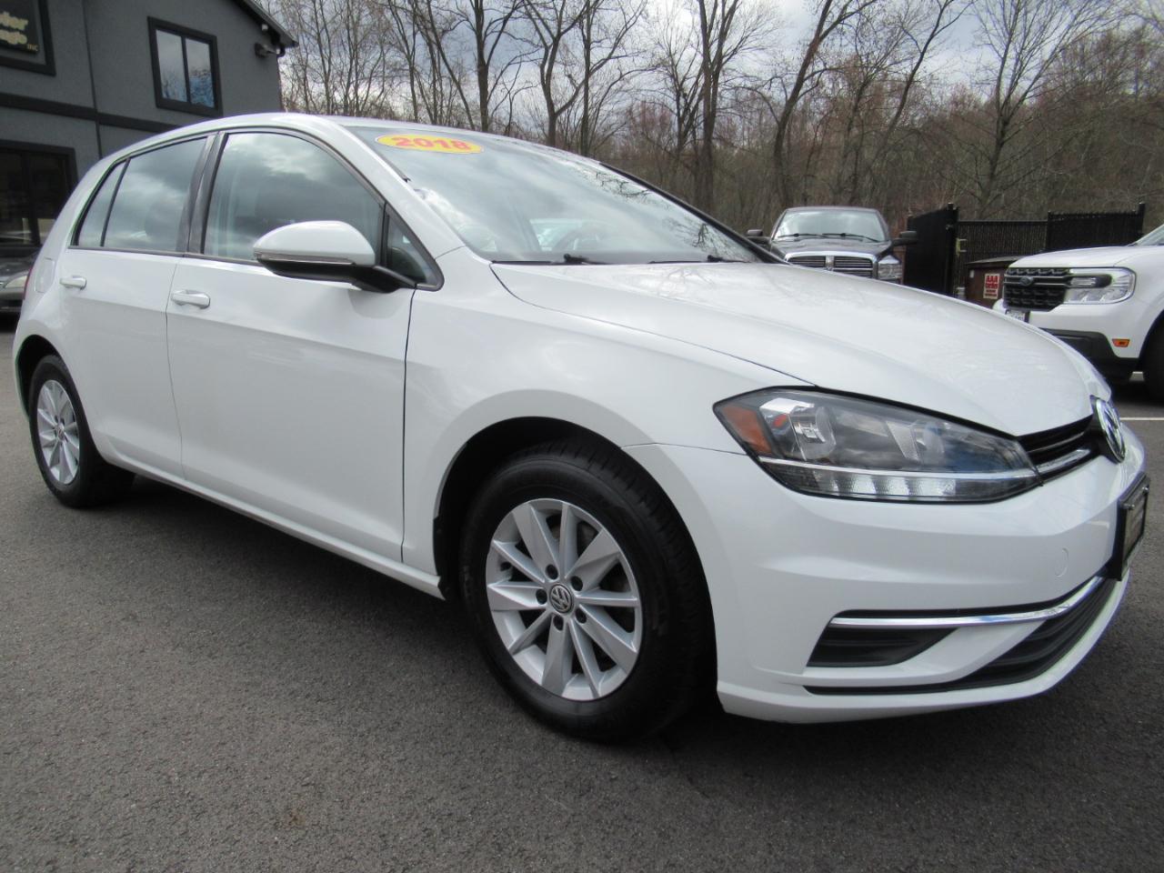 2018 Volkswagen Golf TSI S 6A