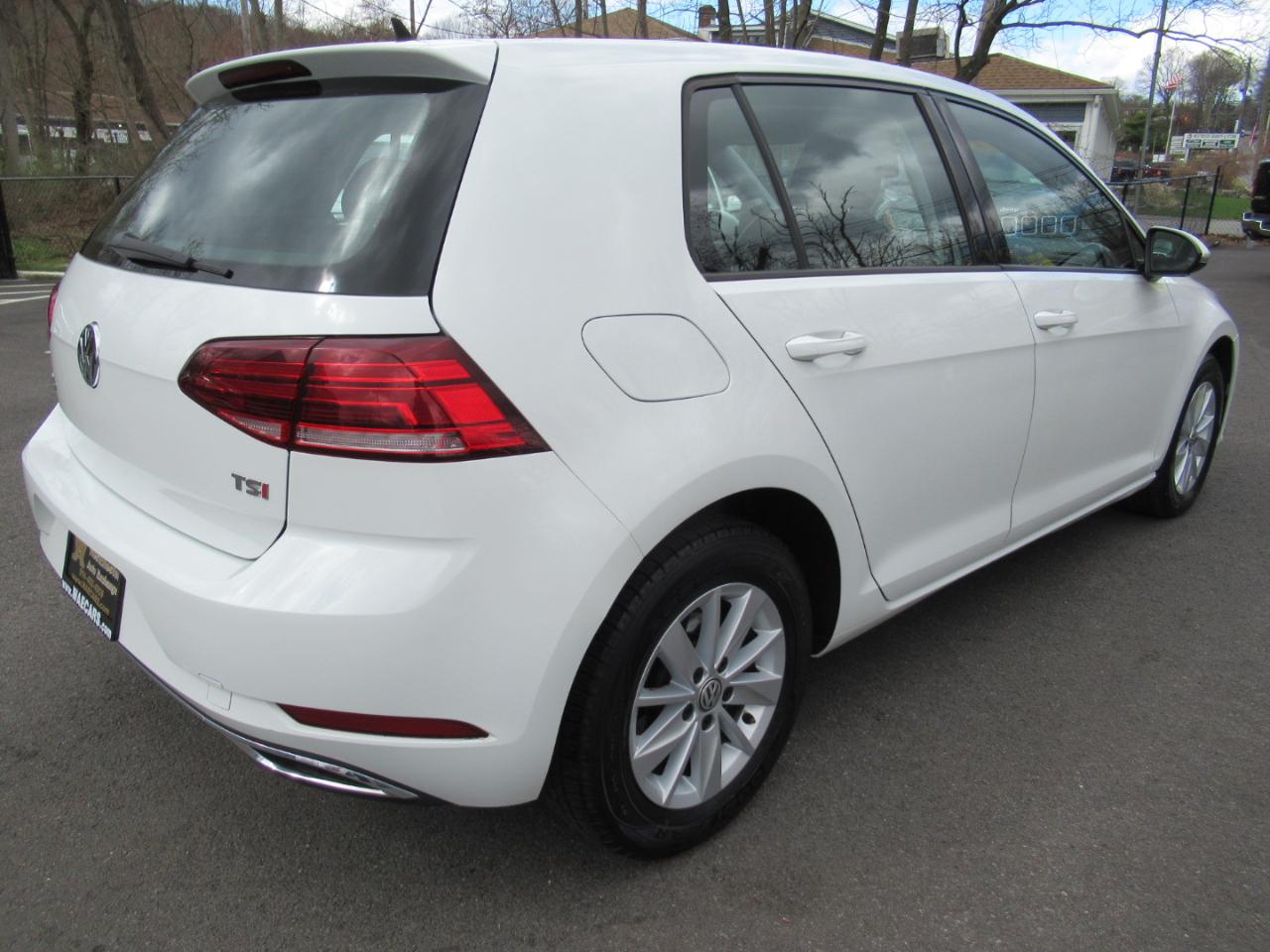 Volkswagen Golf TSI S 6A 2018