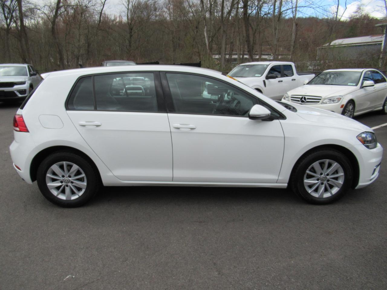 Volkswagen Golf TSI S 6A 2018