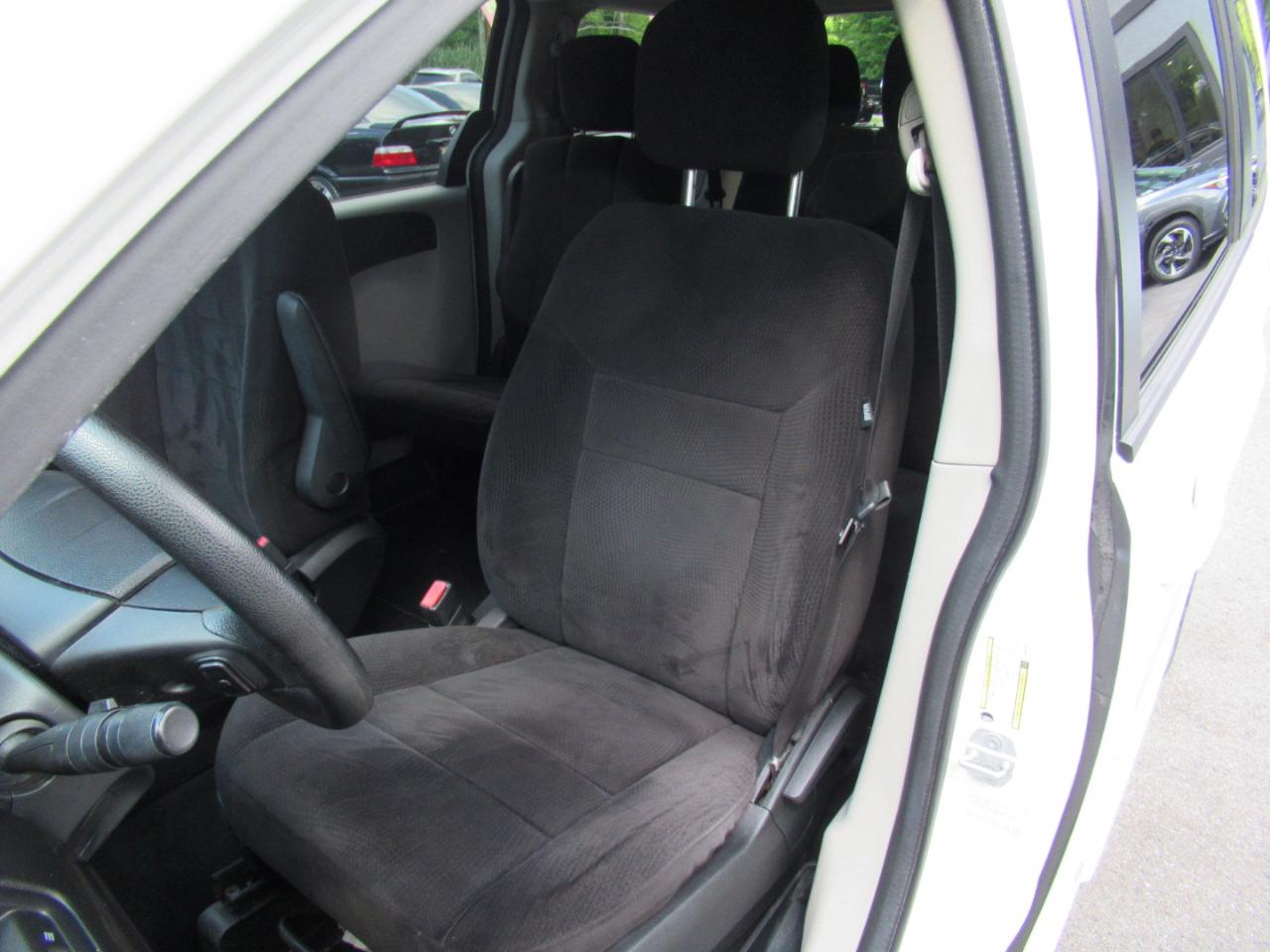 Dodge Grand Caravan SE 2013