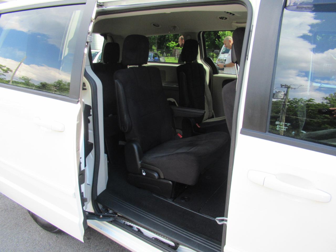 Dodge Grand Caravan SE 2013