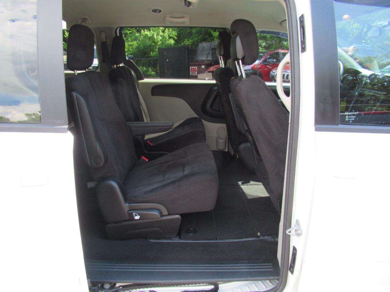 Dodge Grand Caravan SE 2013