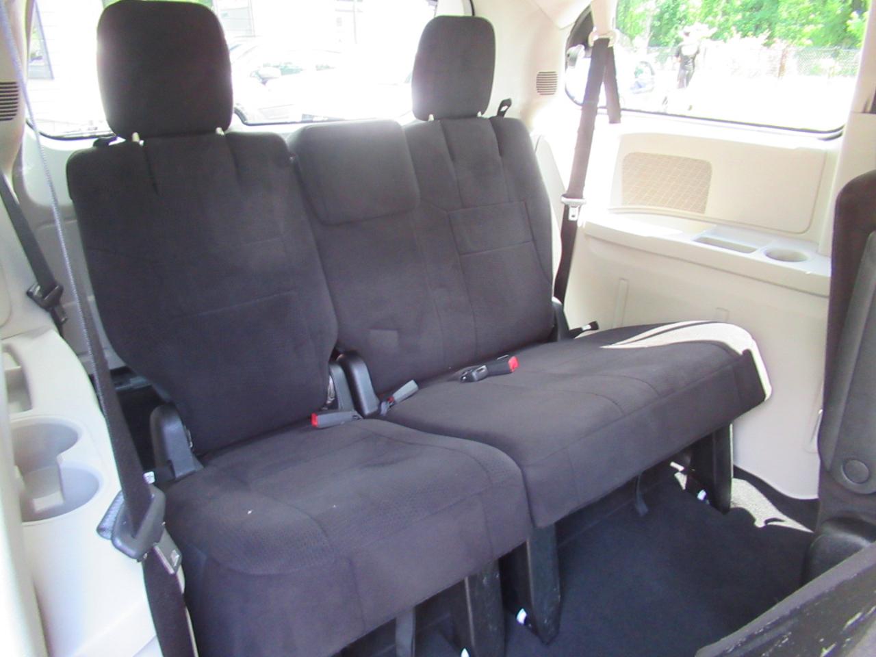 Dodge Grand Caravan SE 2013