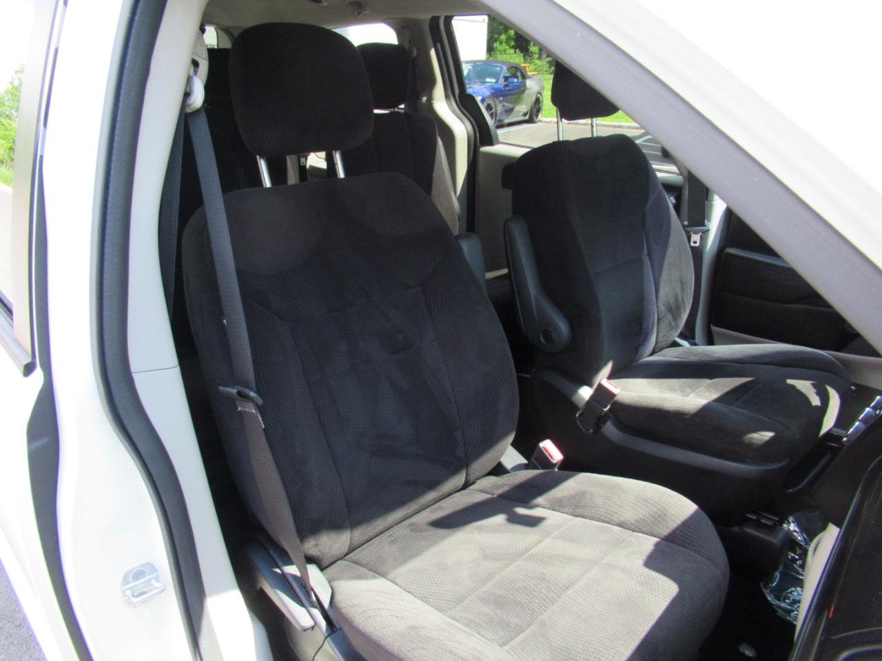 Dodge Grand Caravan SE 2013