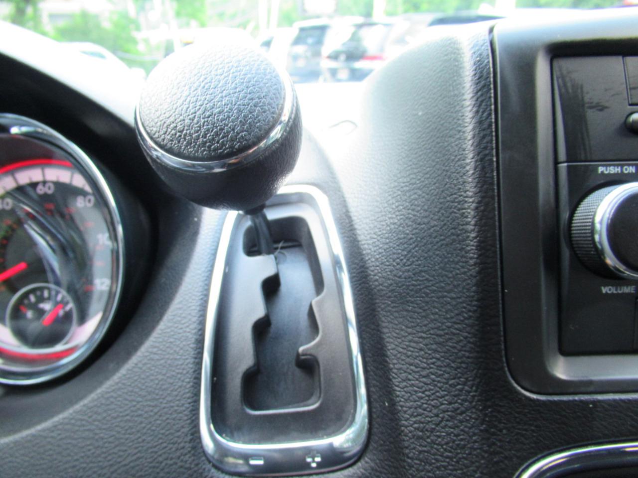 Dodge Grand Caravan SE 2013