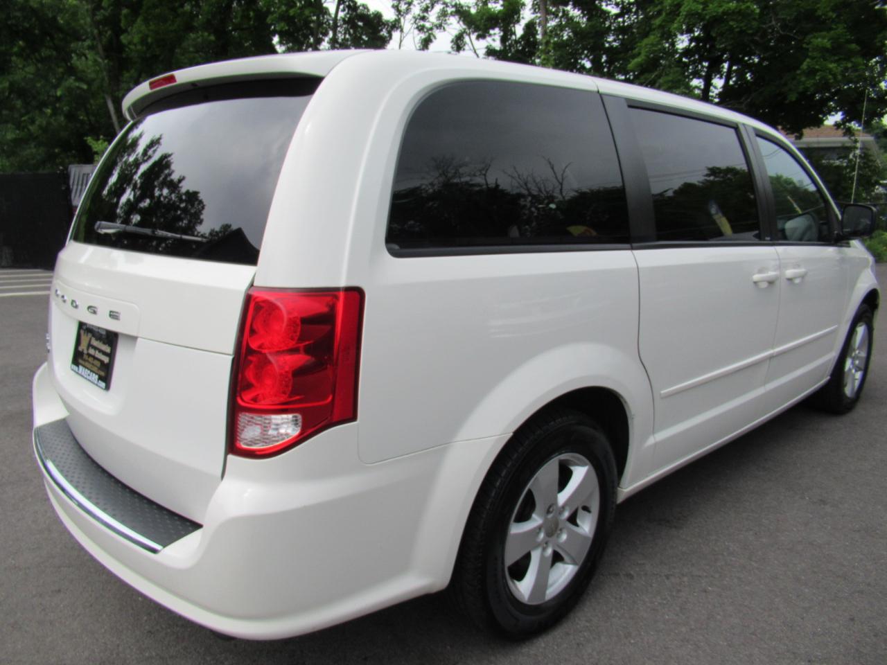2013 Dodge Grand Caravan SE - Photo 7