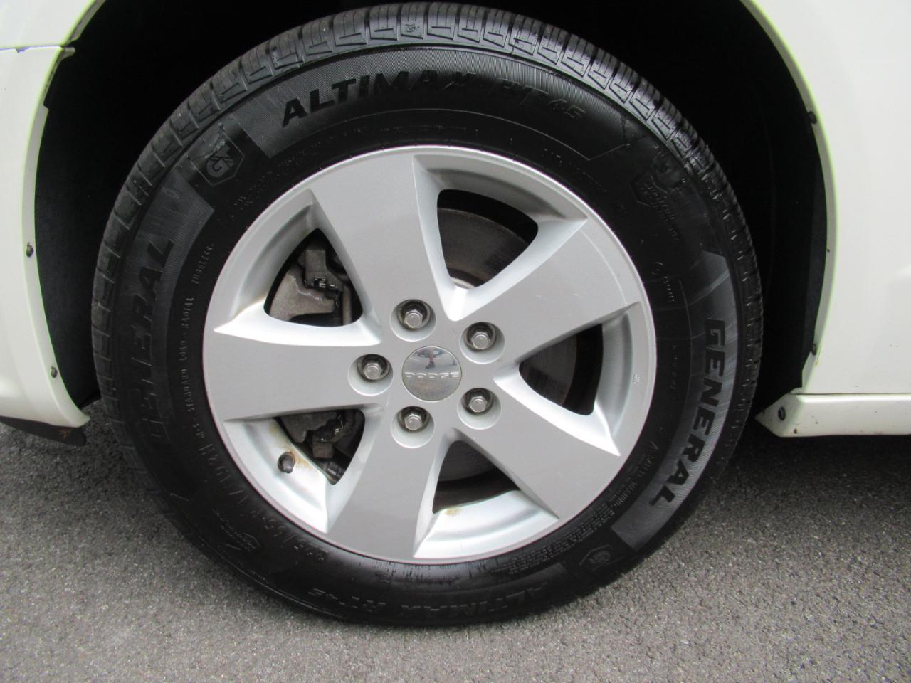 2013 Dodge Grand Caravan SE - Photo 12