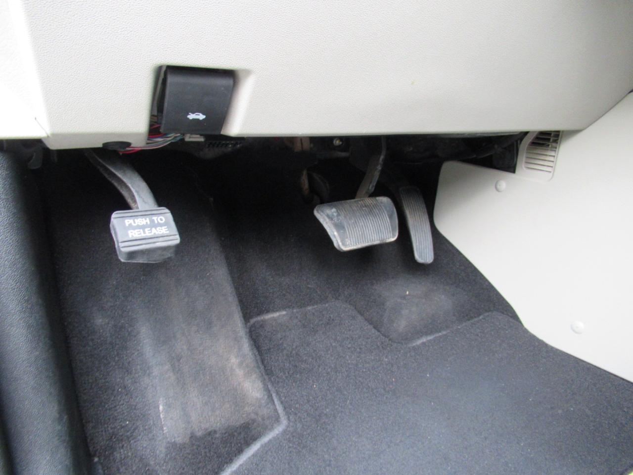 2013 Dodge Grand Caravan SE - Photo 17