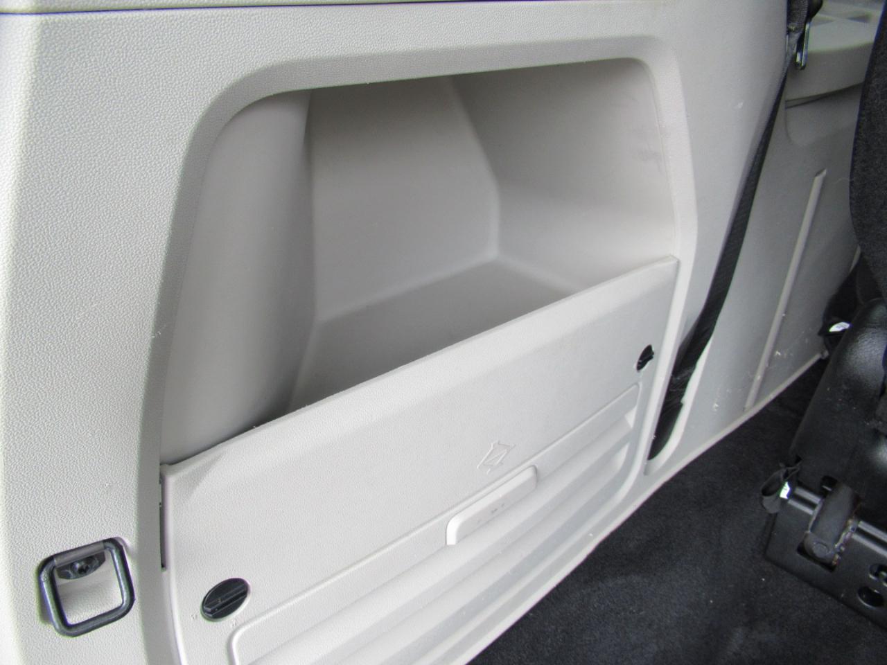 2013 Dodge Grand Caravan SE - Photo 24