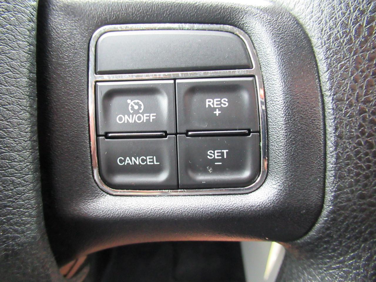 2013 Dodge Grand Caravan SE - Photo 38