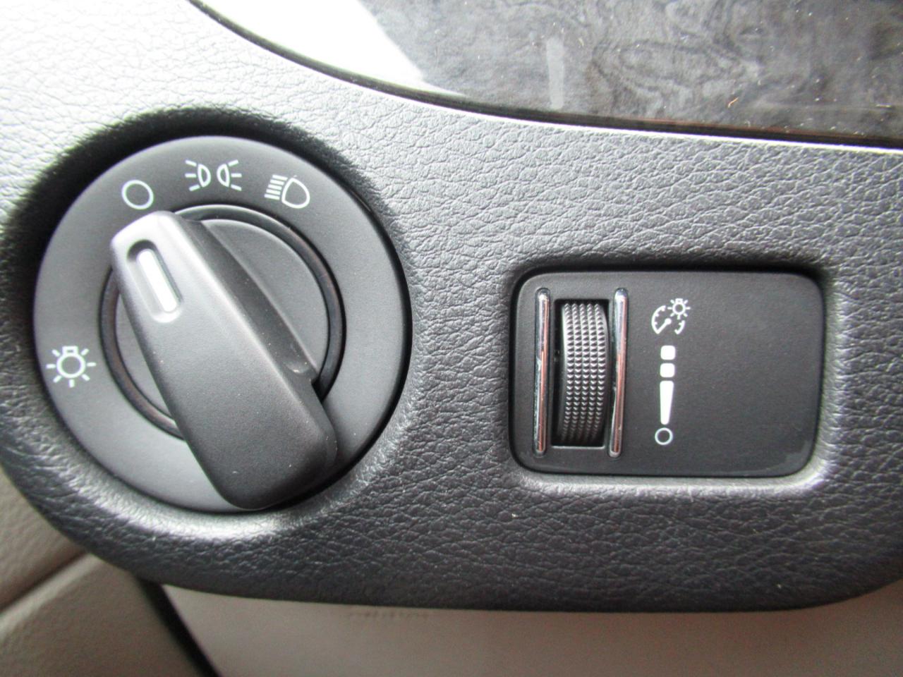 2013 Dodge Grand Caravan SE - Photo 39