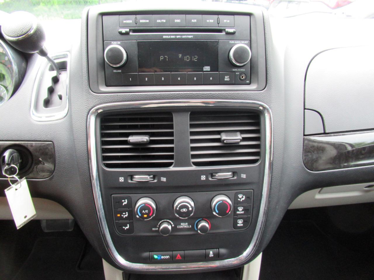 2013 Dodge Grand Caravan SE - Photo 42