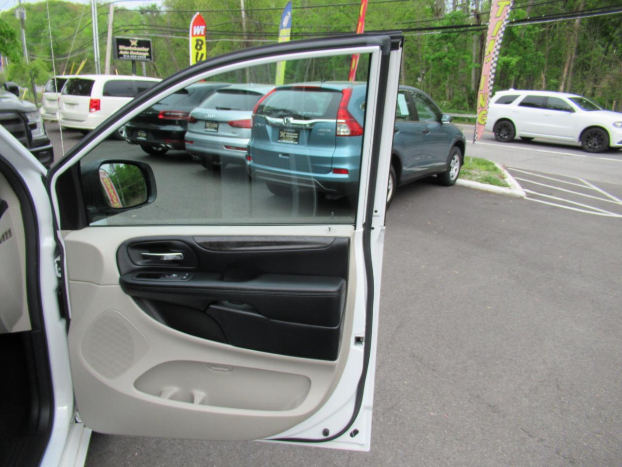 Dodge Grand Caravan SE 2019