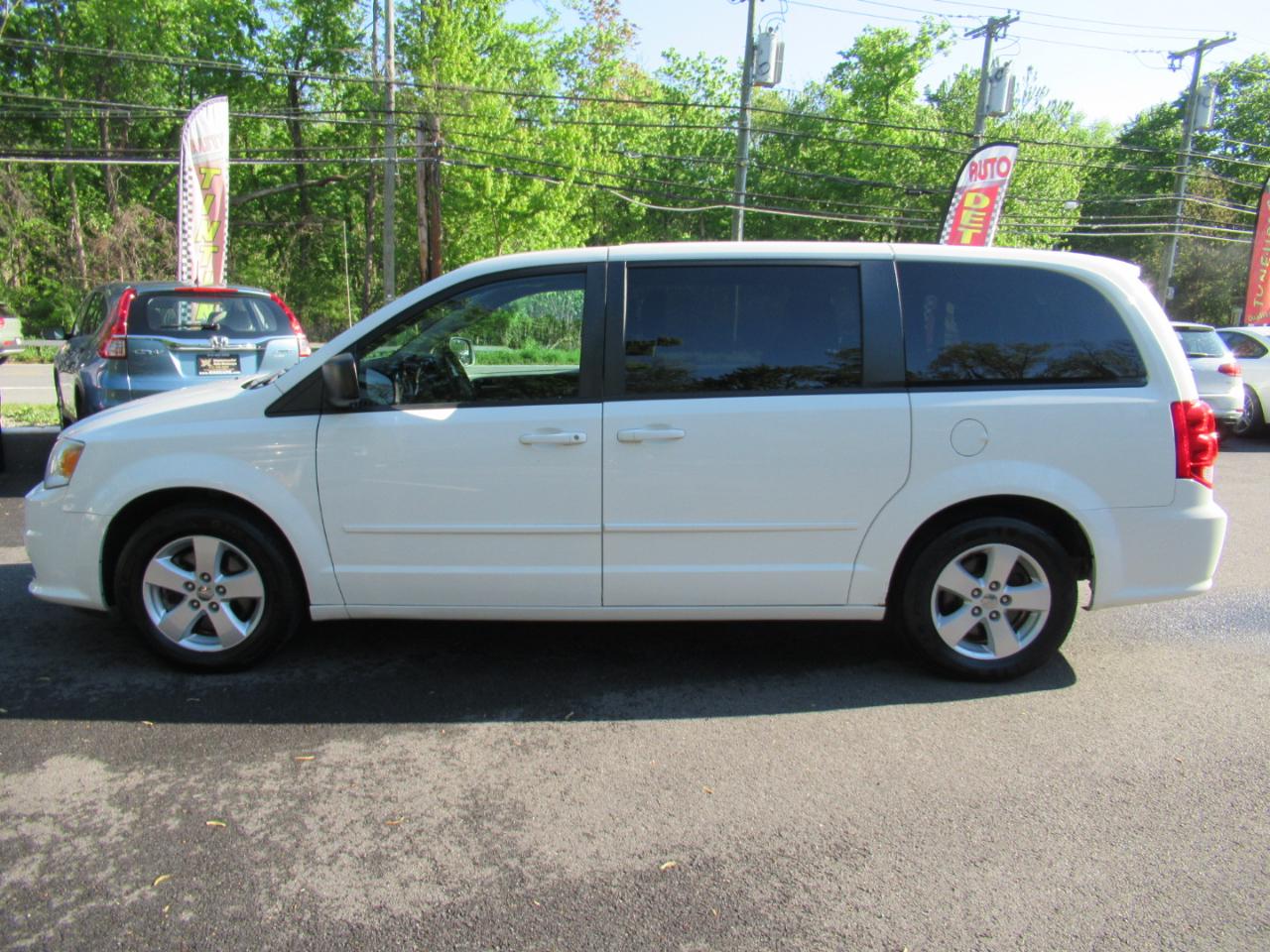 Dodge Grand Caravan SE 2013