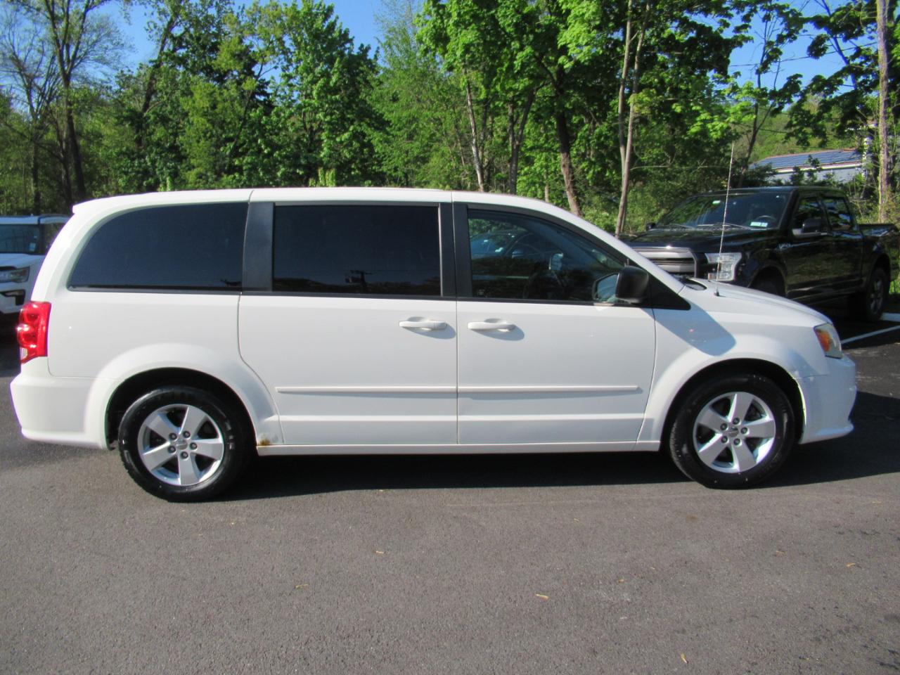 Dodge Grand Caravan SE 2013