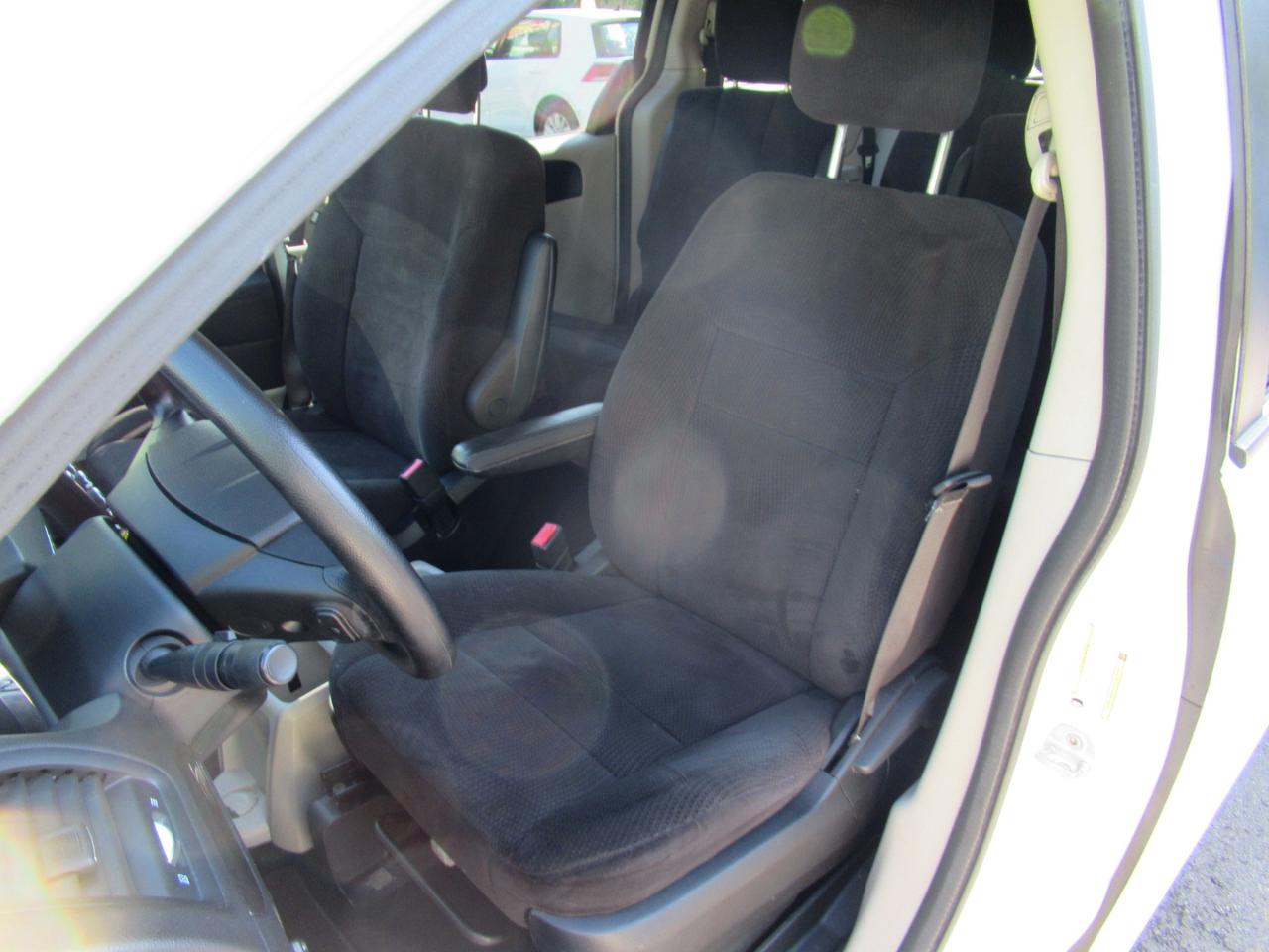 Dodge Grand Caravan SE 2013