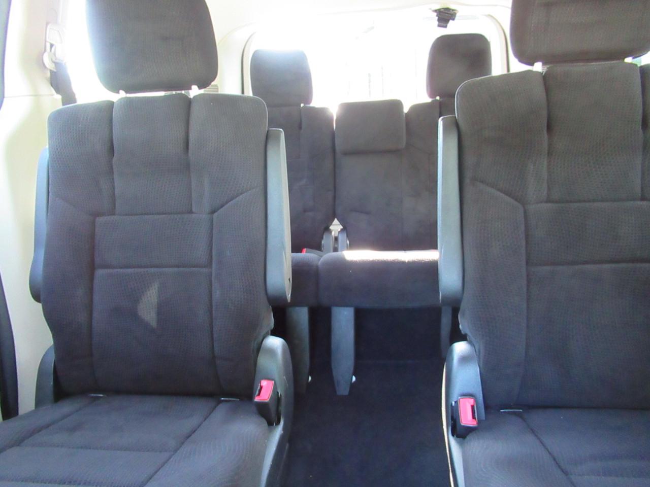 Dodge Grand Caravan SE 2013