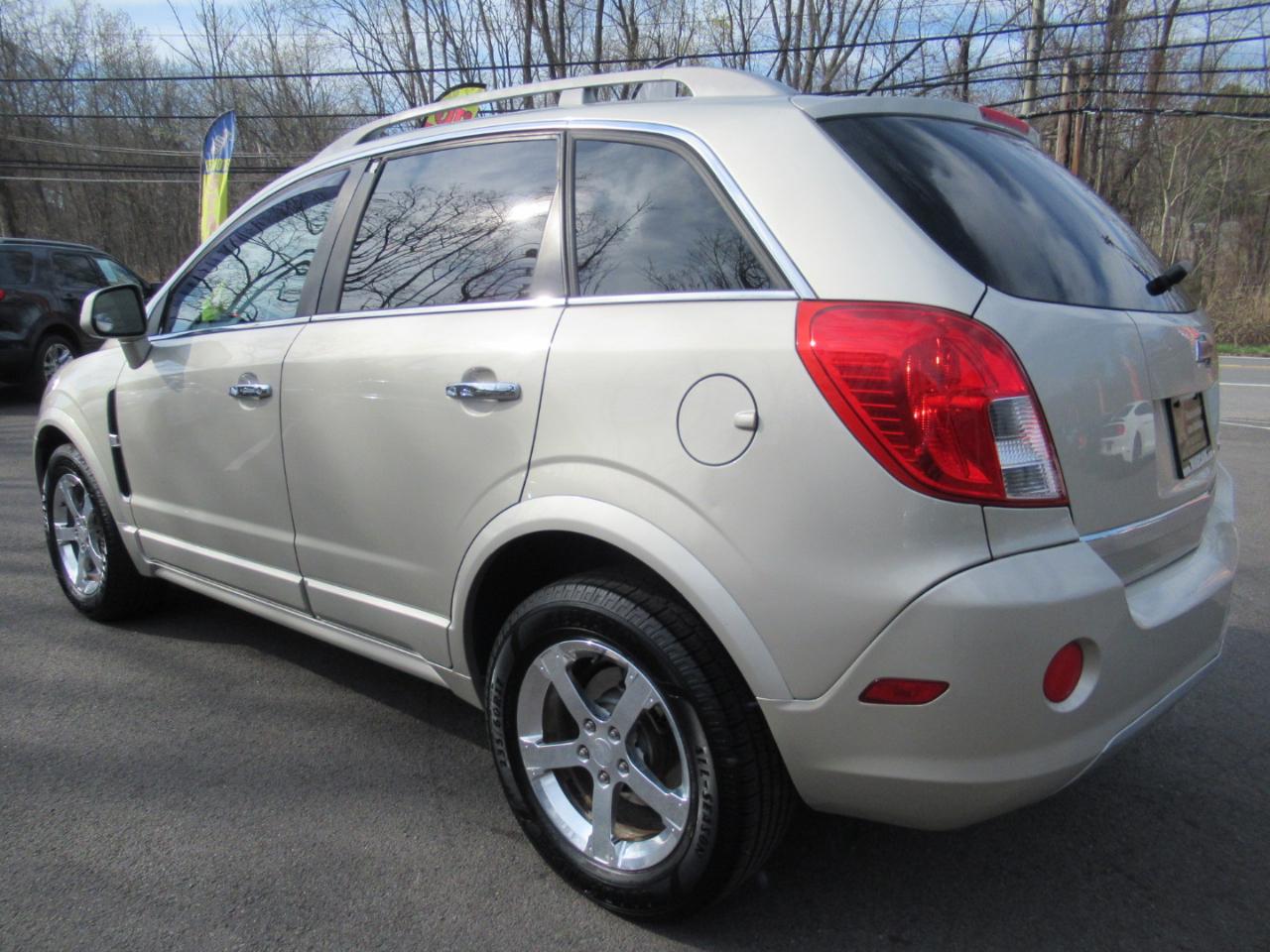 Chevrolet Captiva Sport 1LT FWD 2013