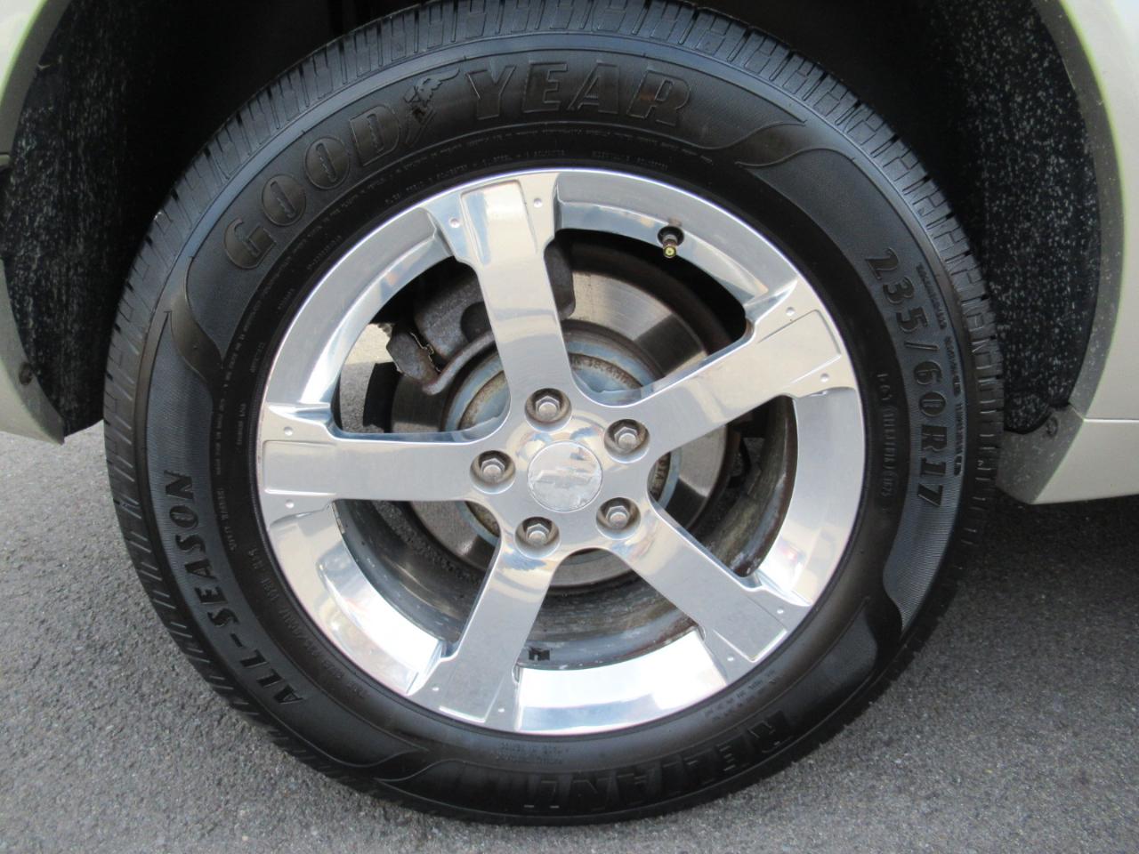 Chevrolet Captiva Sport 1LT FWD 2013