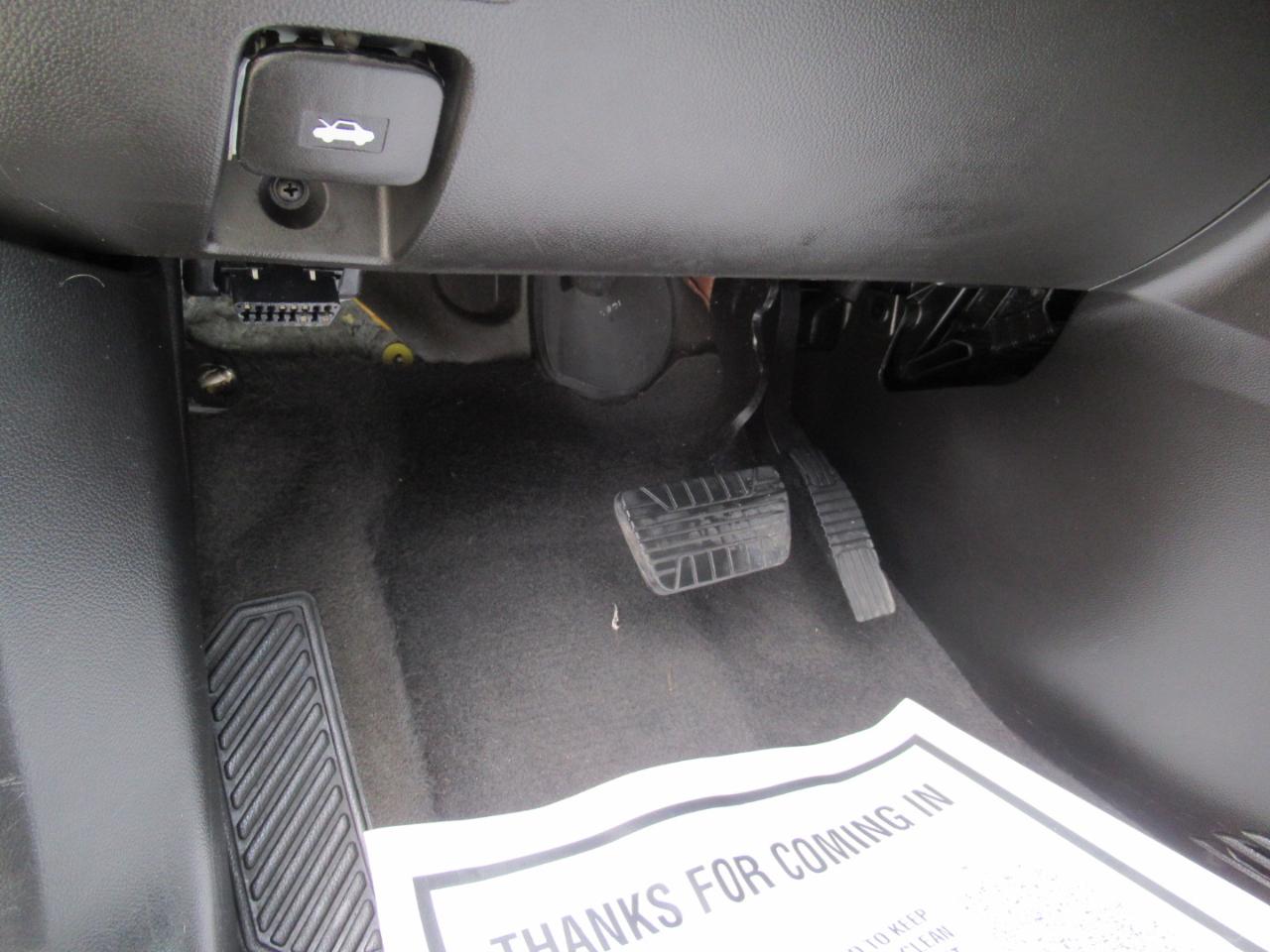 Chevrolet Captiva Sport 1LT FWD 2013