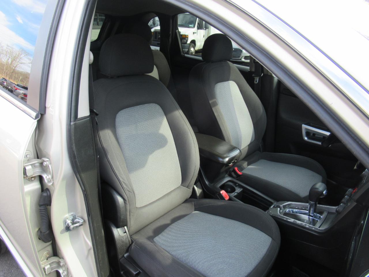 Chevrolet Captiva Sport 1LT FWD 2013