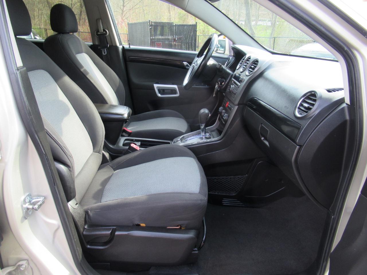 Chevrolet Captiva Sport 1LT FWD 2013