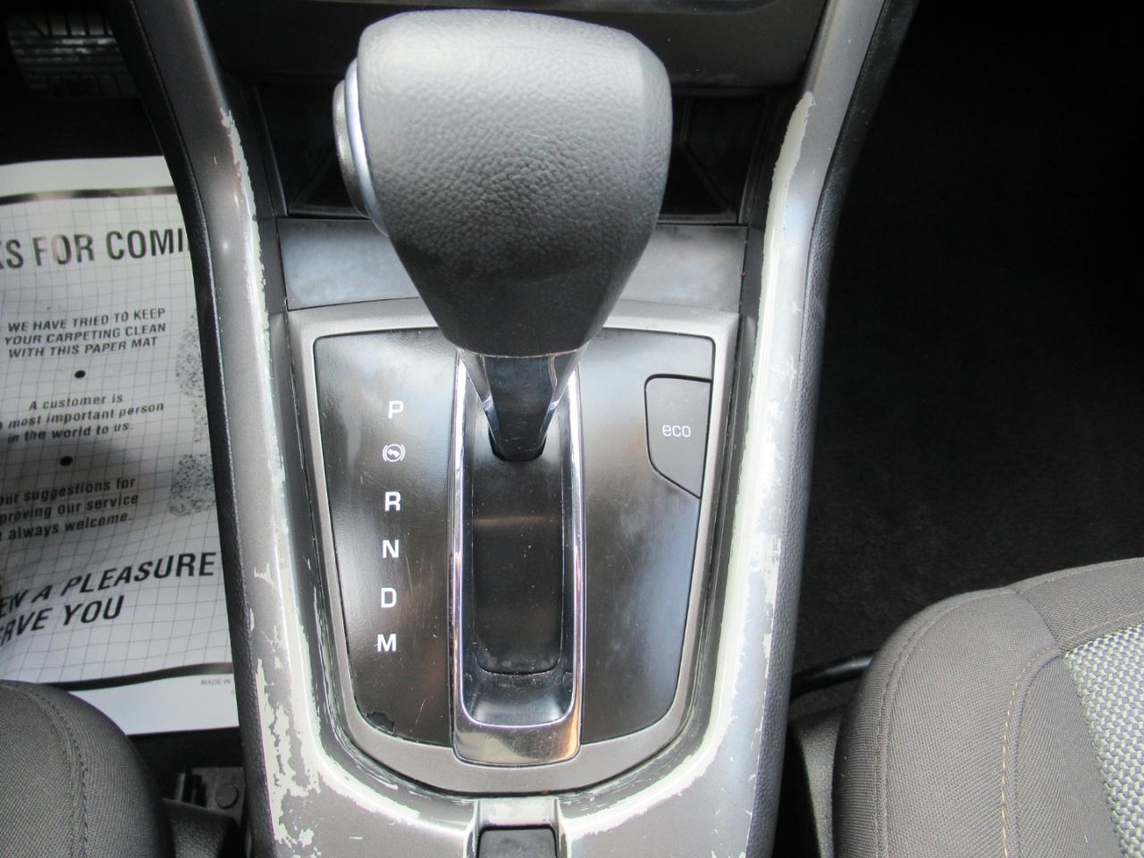 Chevrolet Captiva Sport 1LT FWD 2013