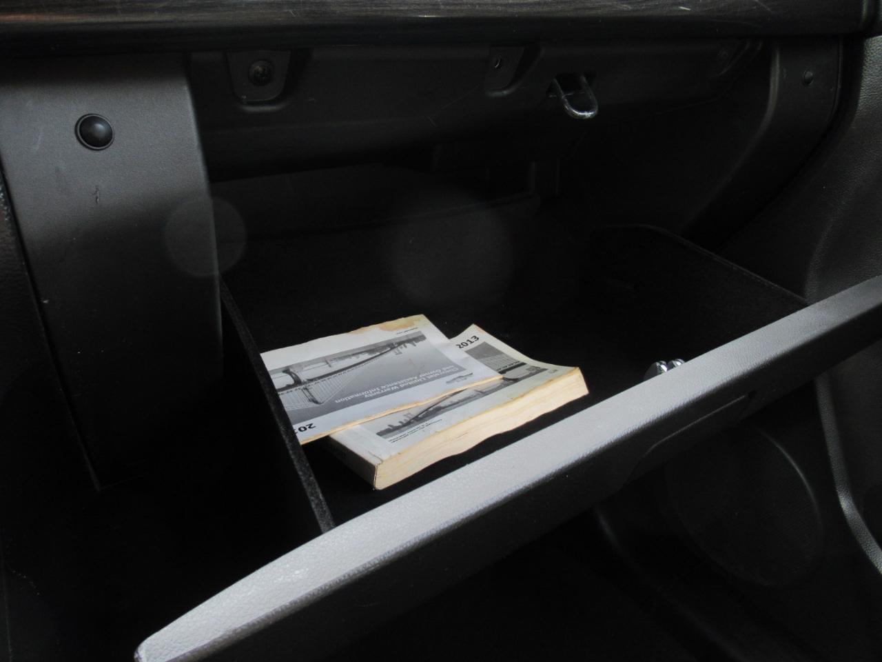 Chevrolet Captiva Sport 1LT FWD 2013