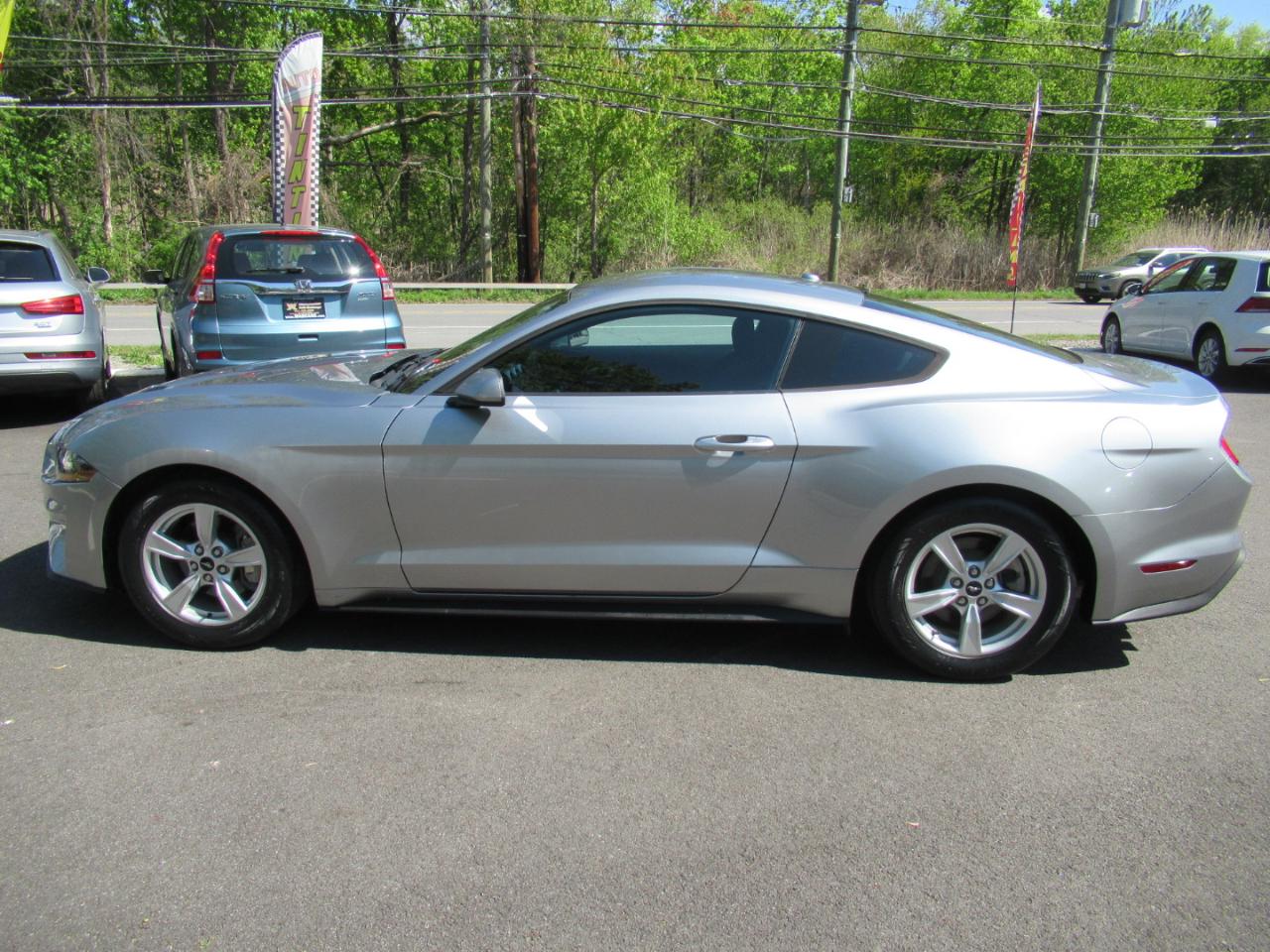 Ford Mustang EcoBoost Coupe 2020