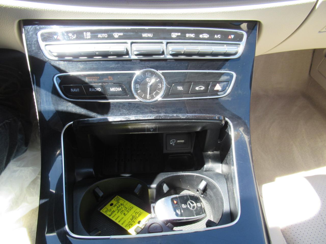 Mercedes-Benz E-Class E300 Luxury 4MATIC Sedan 2017