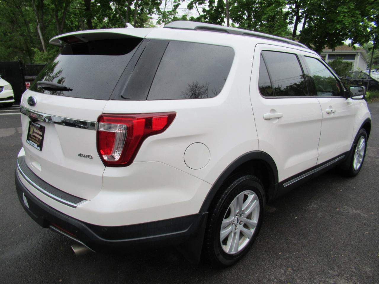 Ford Explorer XLT 4WD 2018