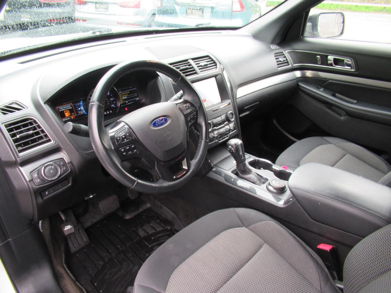 Ford Explorer XLT 4WD 2018
