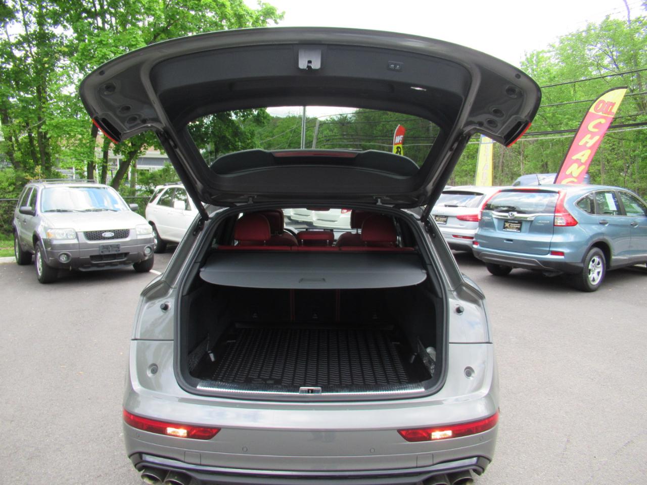 Audi SQ5 3.0T Premium Plus quattro 2023