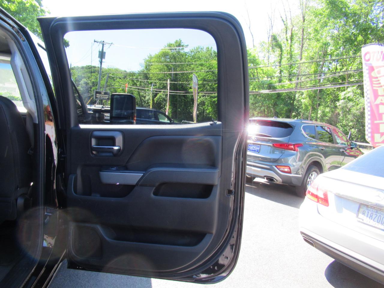Chevrolet Silverado 2500HD LT Crew Cab Long Box 4WD 2019