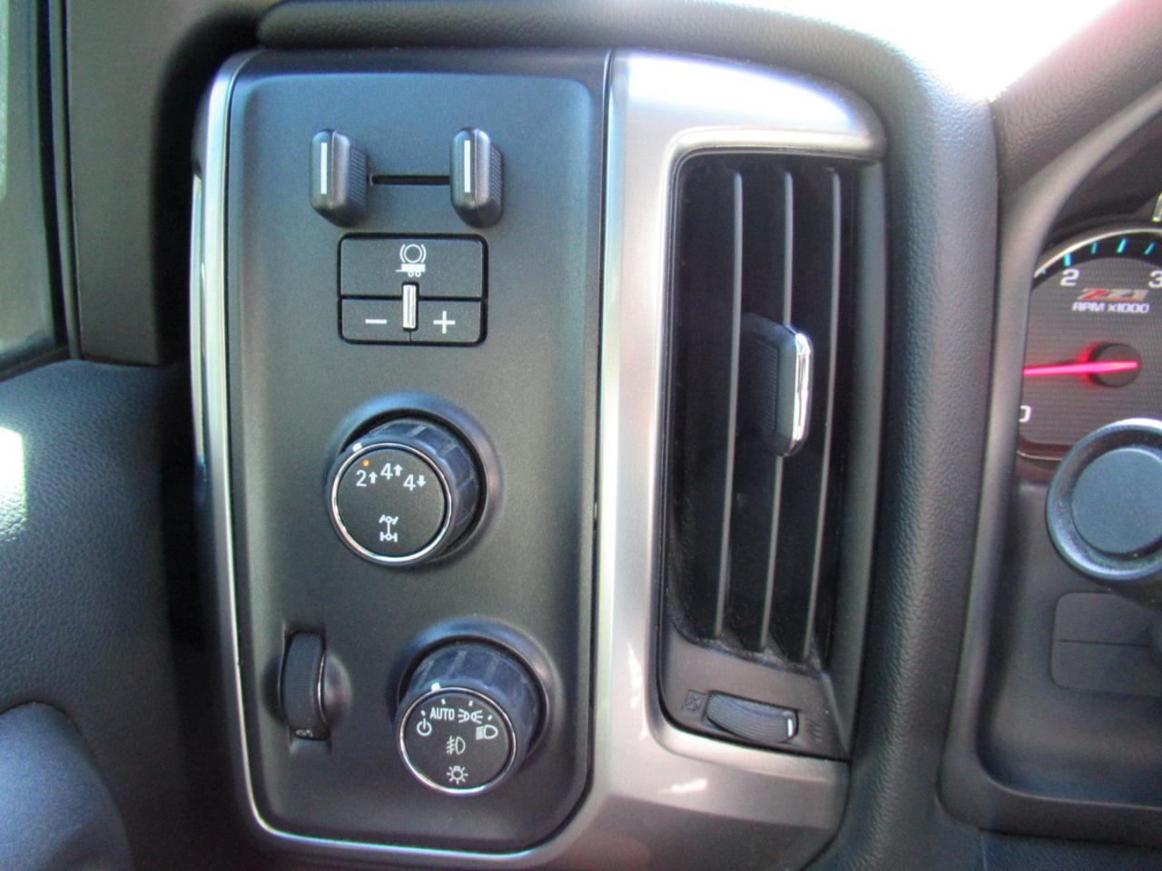 Chevrolet Silverado 2500HD LT Crew Cab Long Box 4WD 2019