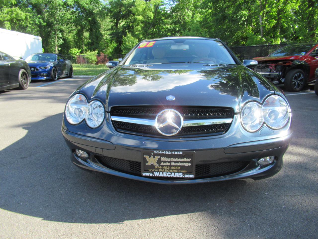 Mercedes-Benz SL-Class SL500 2005
