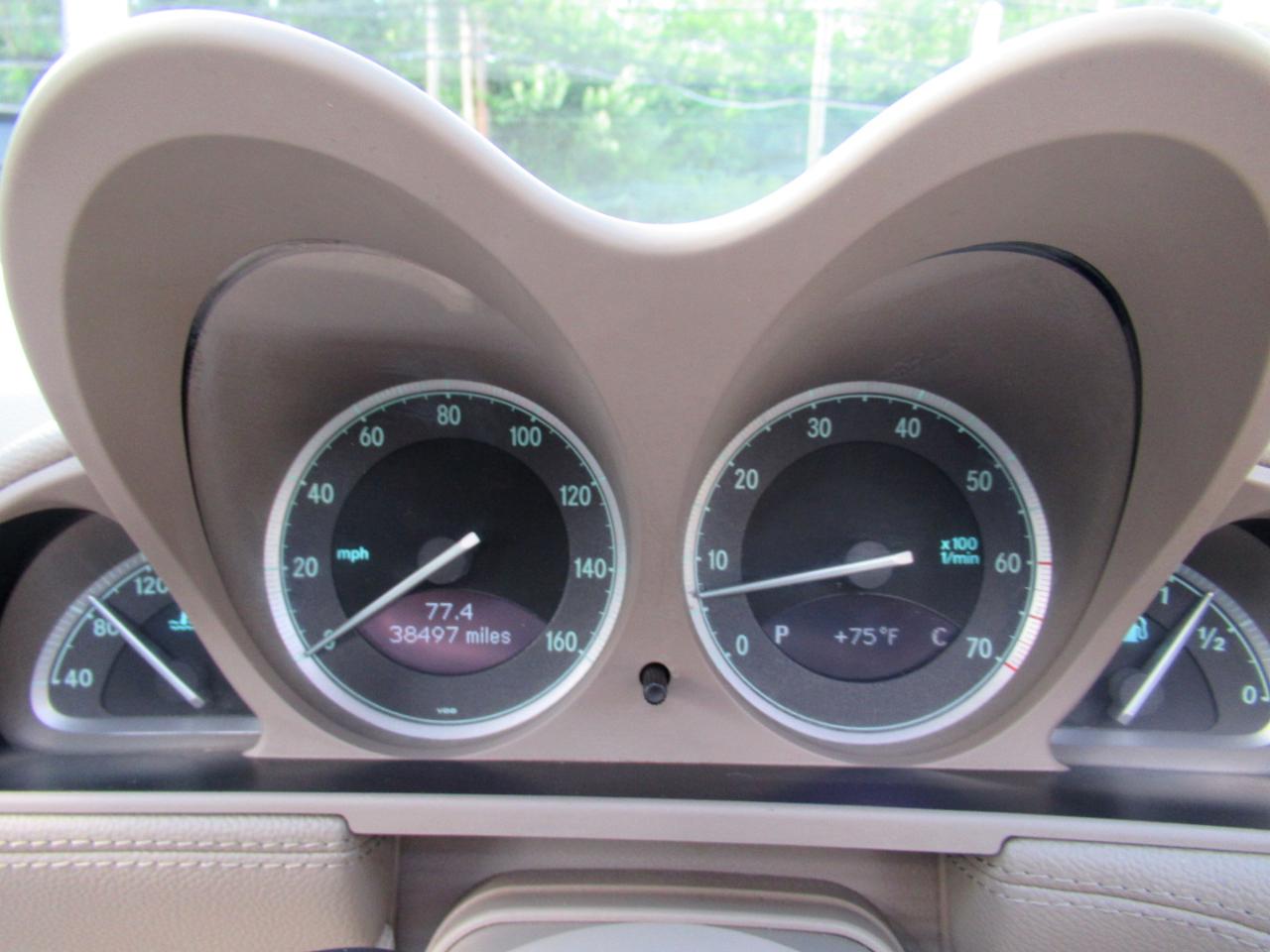 Mercedes-Benz SL-Class SL500 2005