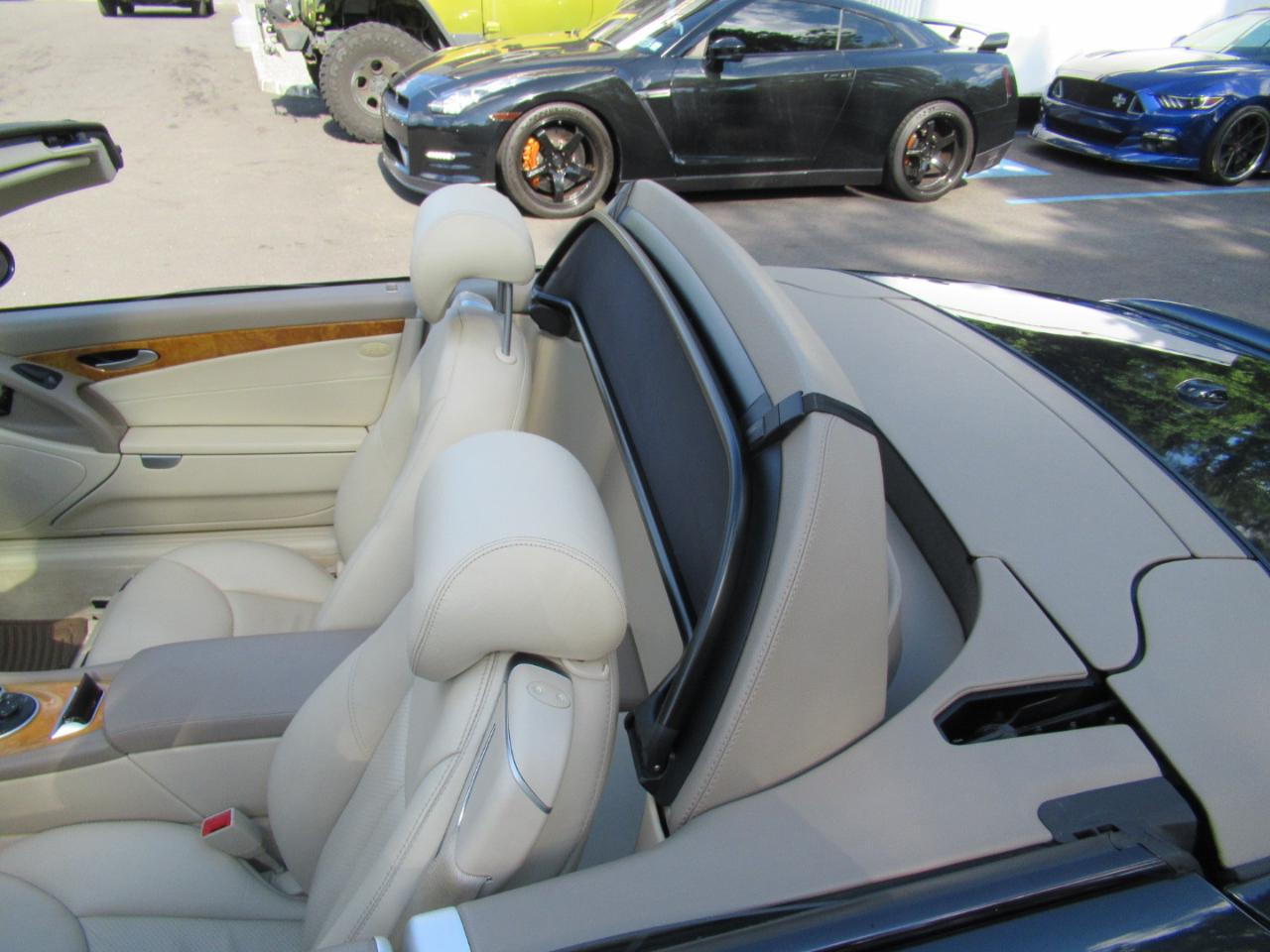 Mercedes-Benz SL-Class SL500 2005