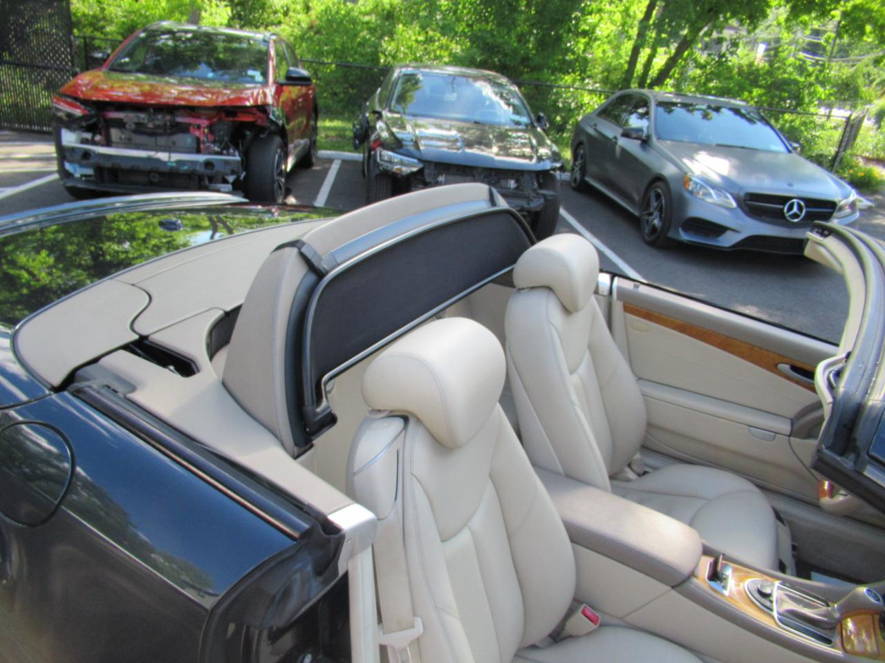 Mercedes-Benz SL-Class SL500 2005