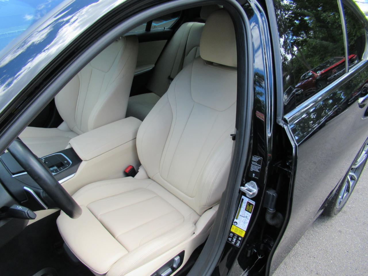 BMW 3-Series 330i xDrive 2020