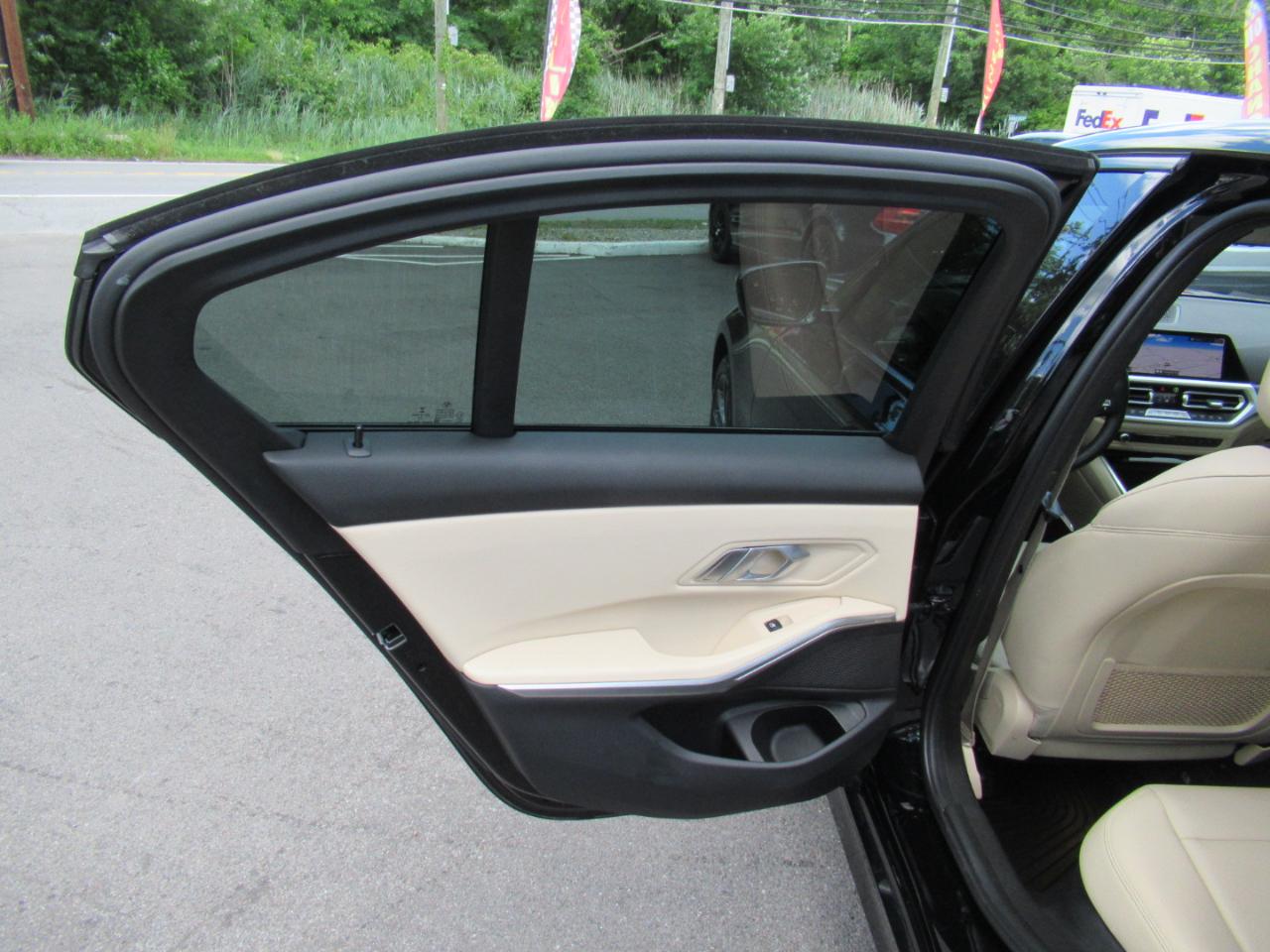 BMW 3-Series 330i xDrive 2020