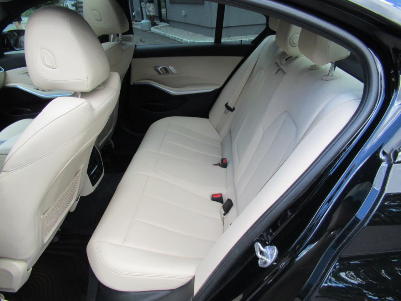 BMW 3-Series 330i xDrive 2020