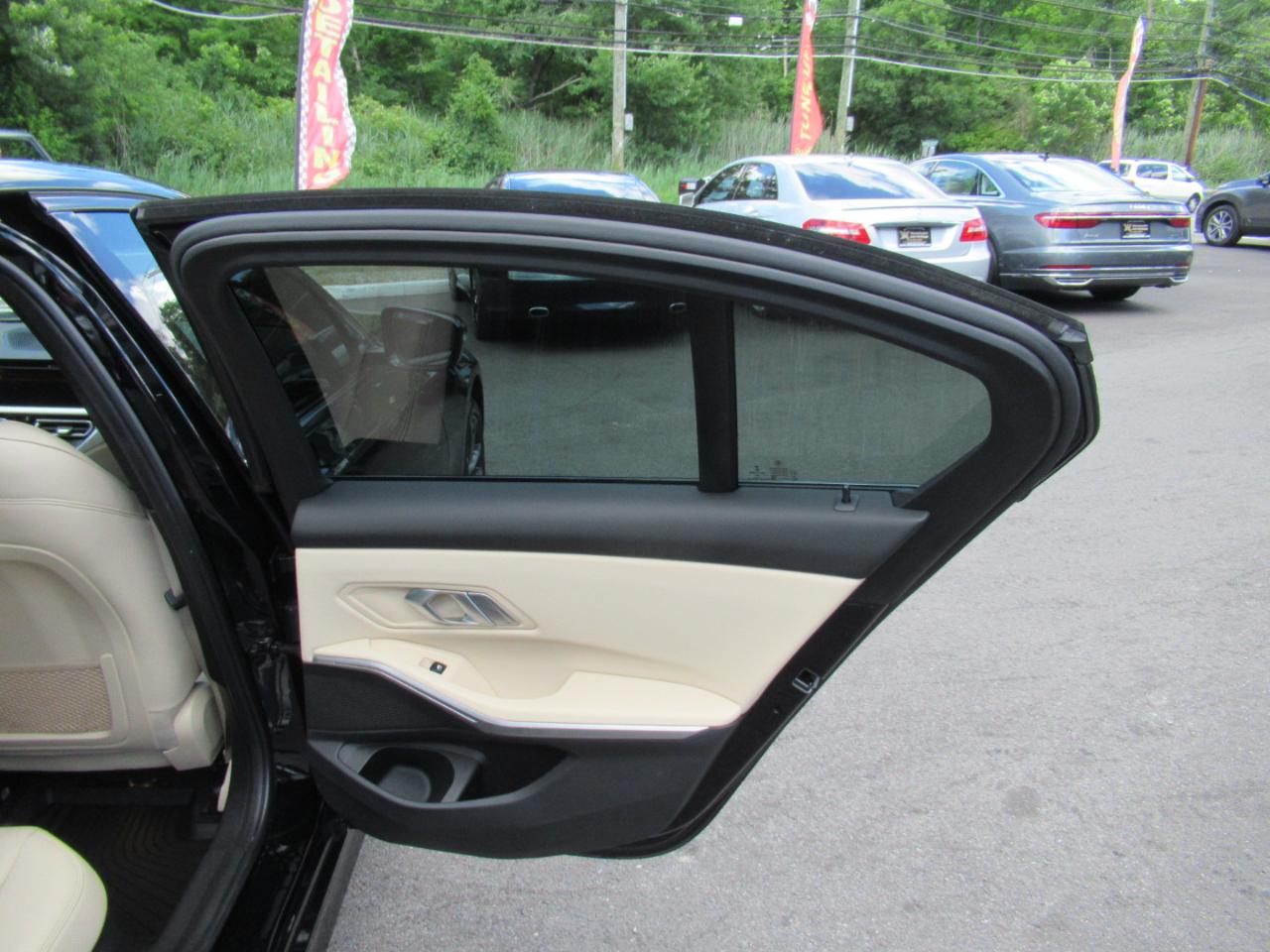 BMW 3-Series 330i xDrive 2020