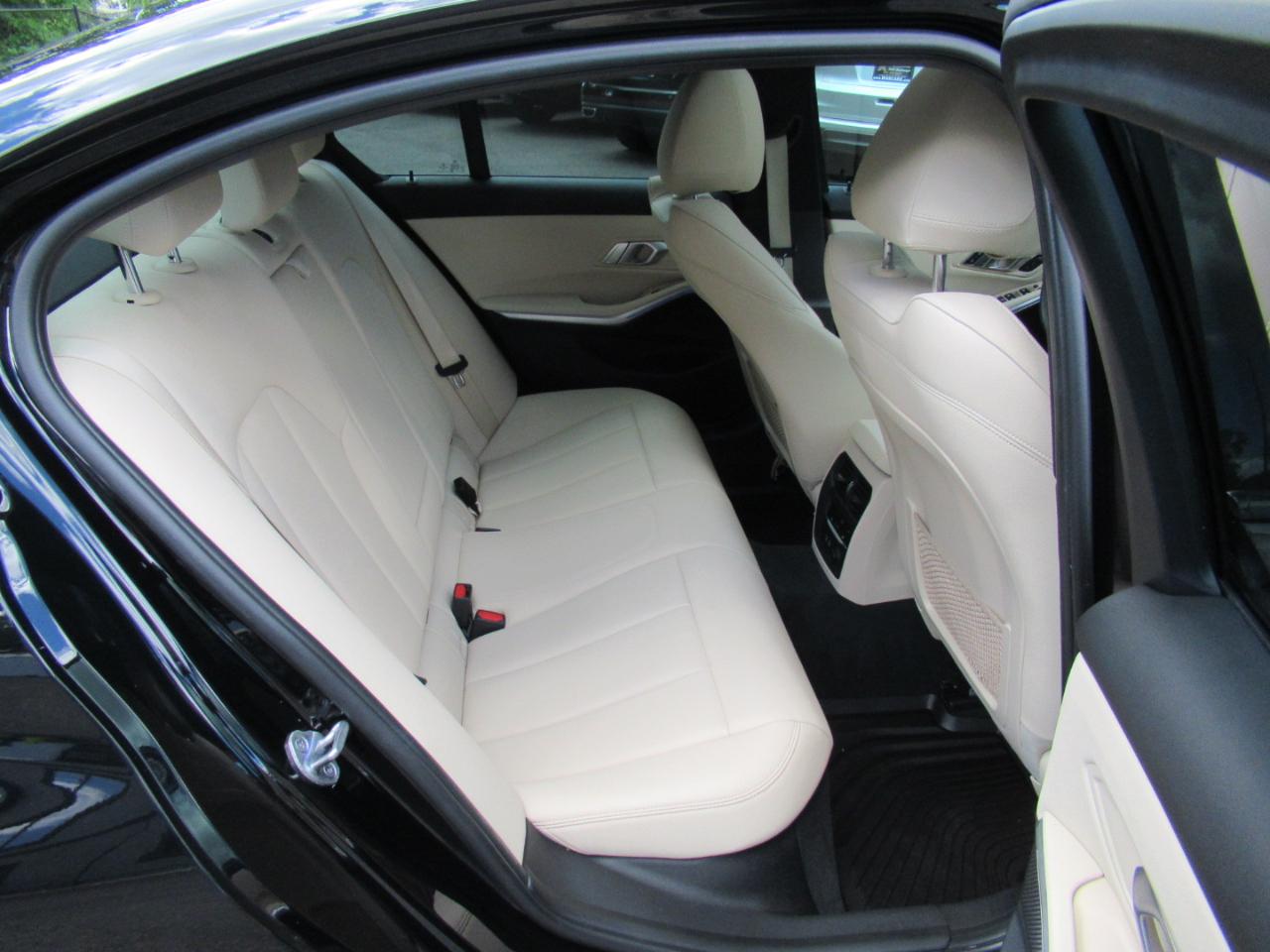 BMW 3-Series 330i xDrive 2020