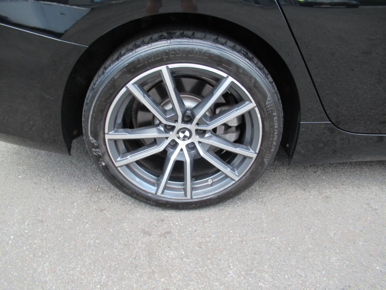 BMW 3-Series 330i xDrive 2020