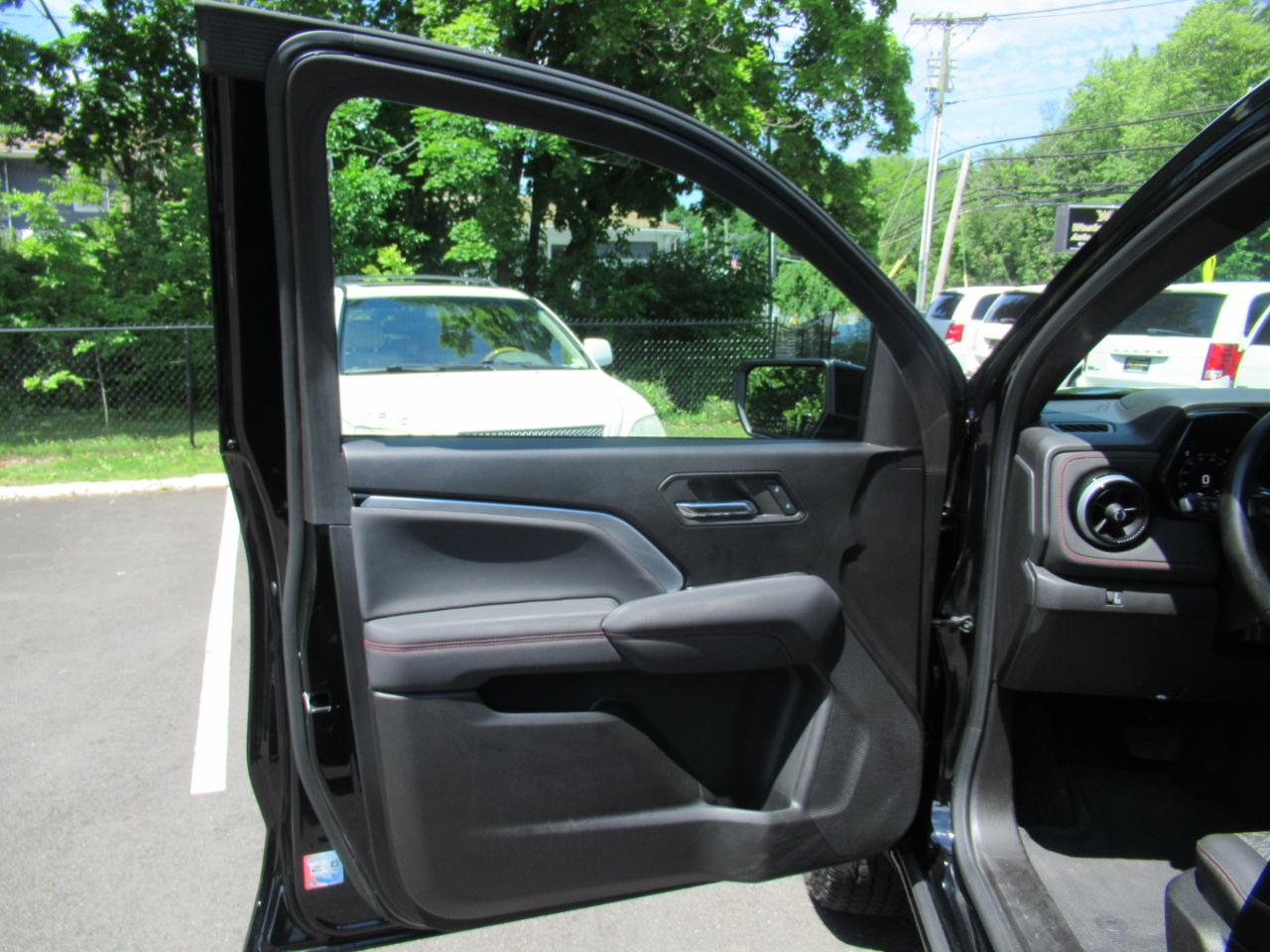 Chevrolet Colorado Z71 Crew Cab 4WD 2024