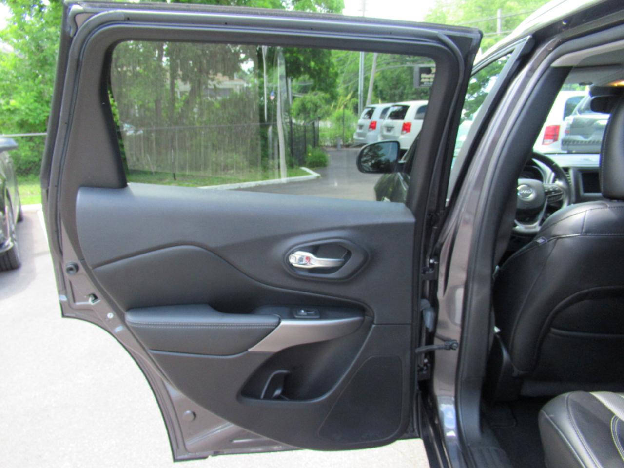 Jeep Cherokee Latitude Lux 4WD 2021