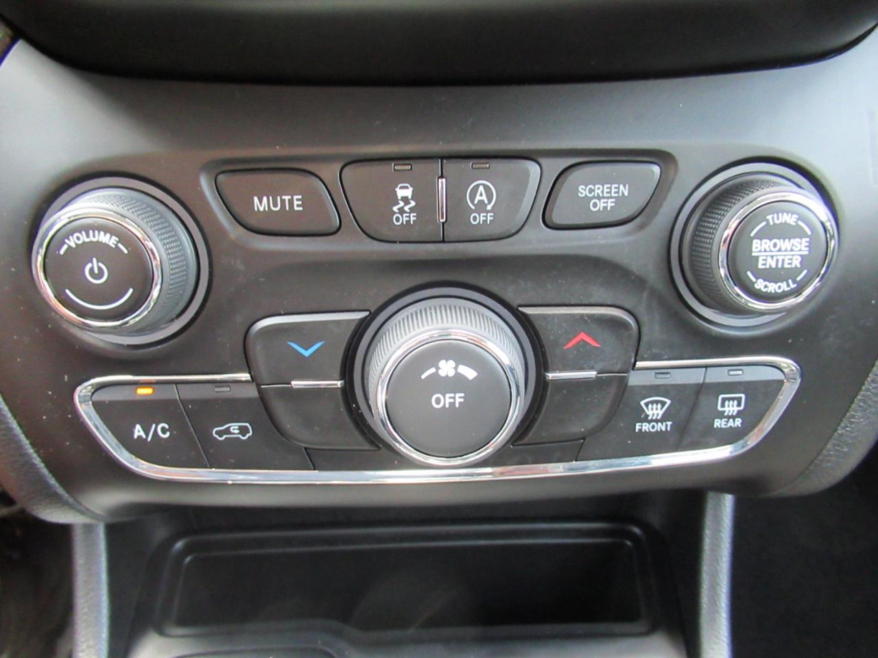 Jeep Cherokee Latitude Lux 4WD 2021