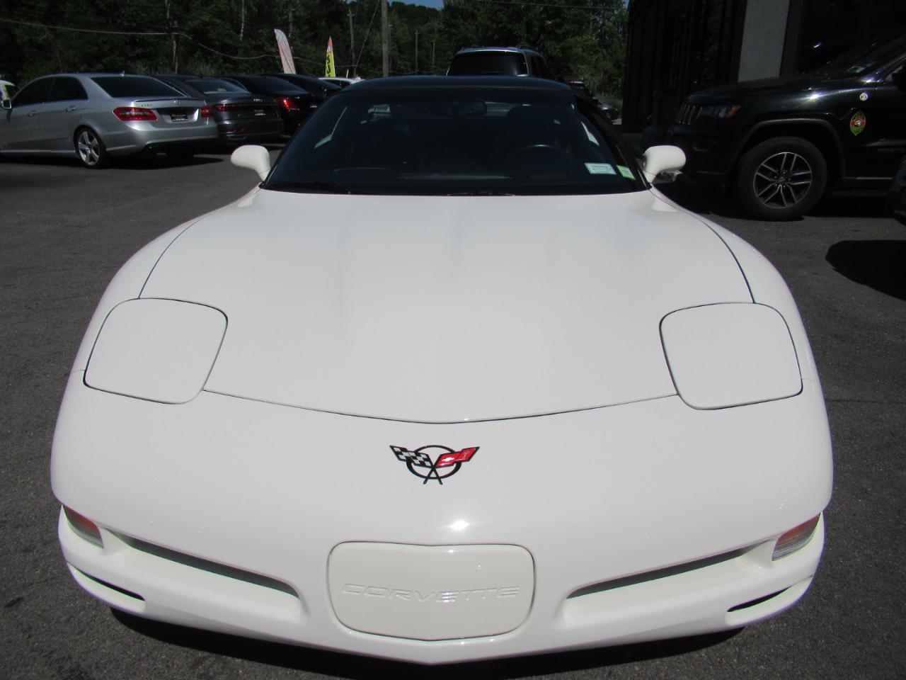 Chevrolet Corvette Coupe 2001